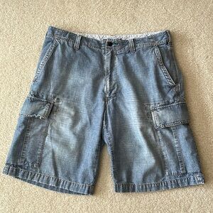 Vintage Tommy Hilfiger Men’s High Waist Wide Leg Denim Cargo Shorts